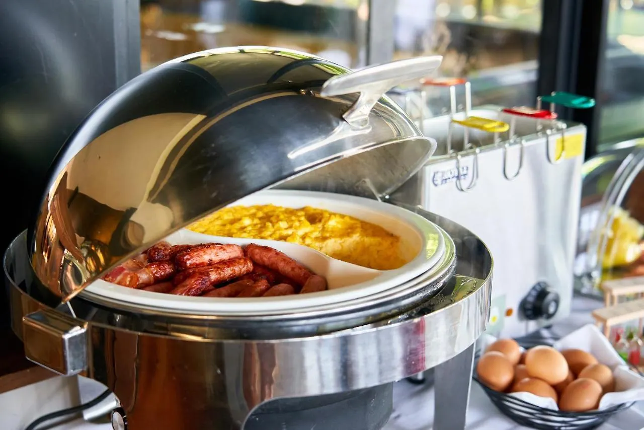 ****  L'Ermitage Hotel Cuisine-A-Manger Saint-Cyr-au-Mont-d'Or France