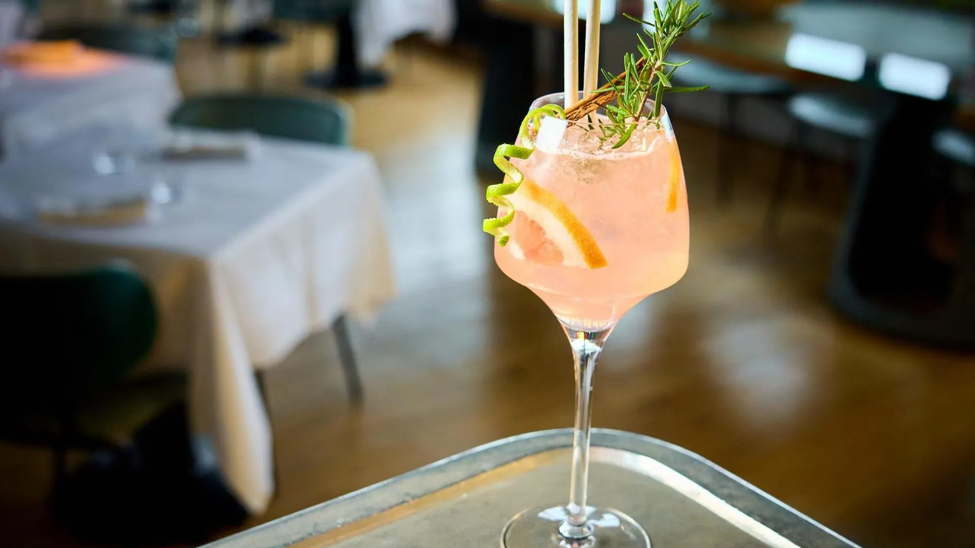 L'Ermitage Hotel Cuisine-A-Manger Saint-Cyr-au-Mont-d'Or 4*,  France