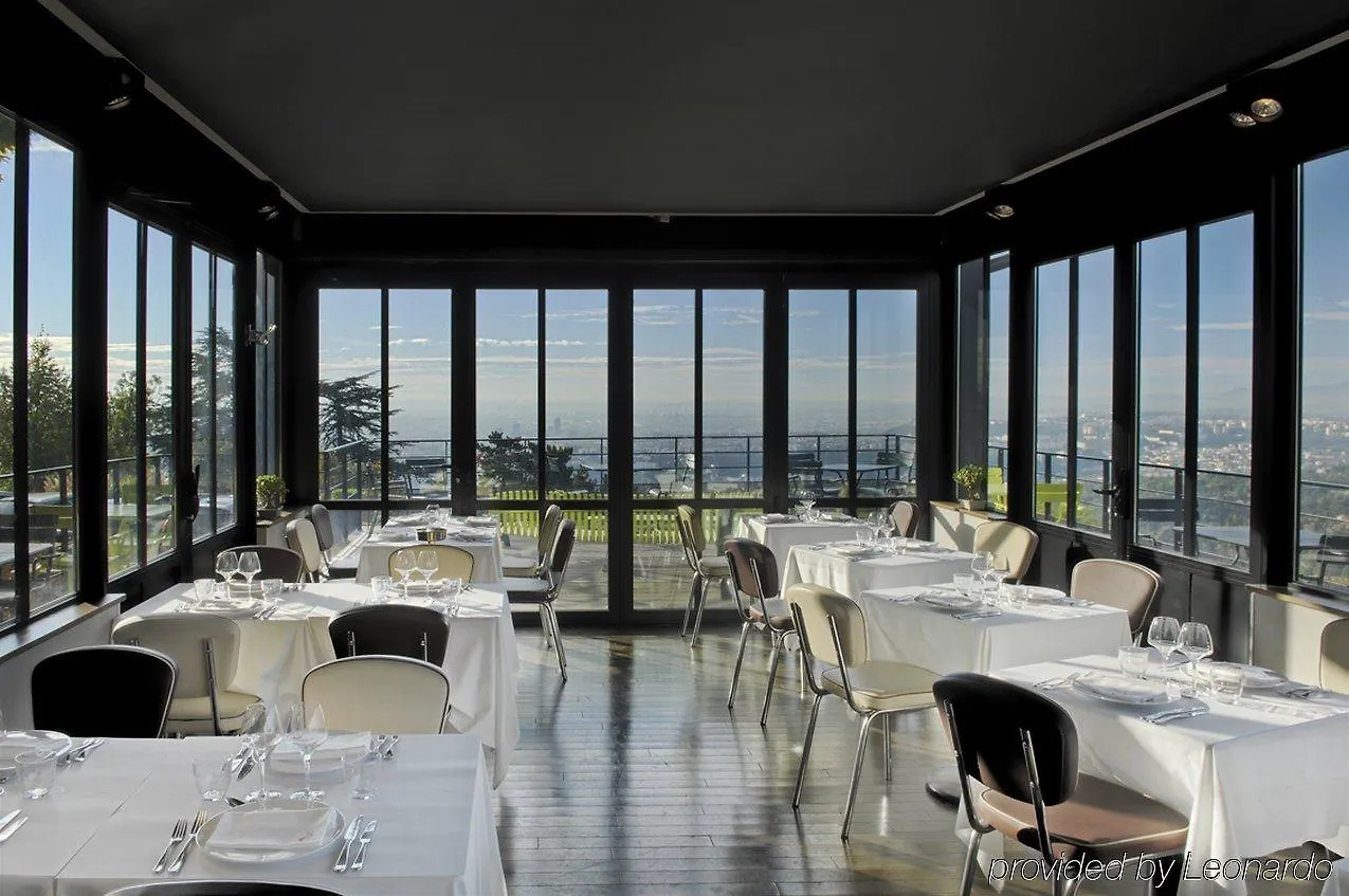 ****  L'Ermitage Hotel Cuisine-A-Manger Saint-Cyr-au-Mont-d'Or France